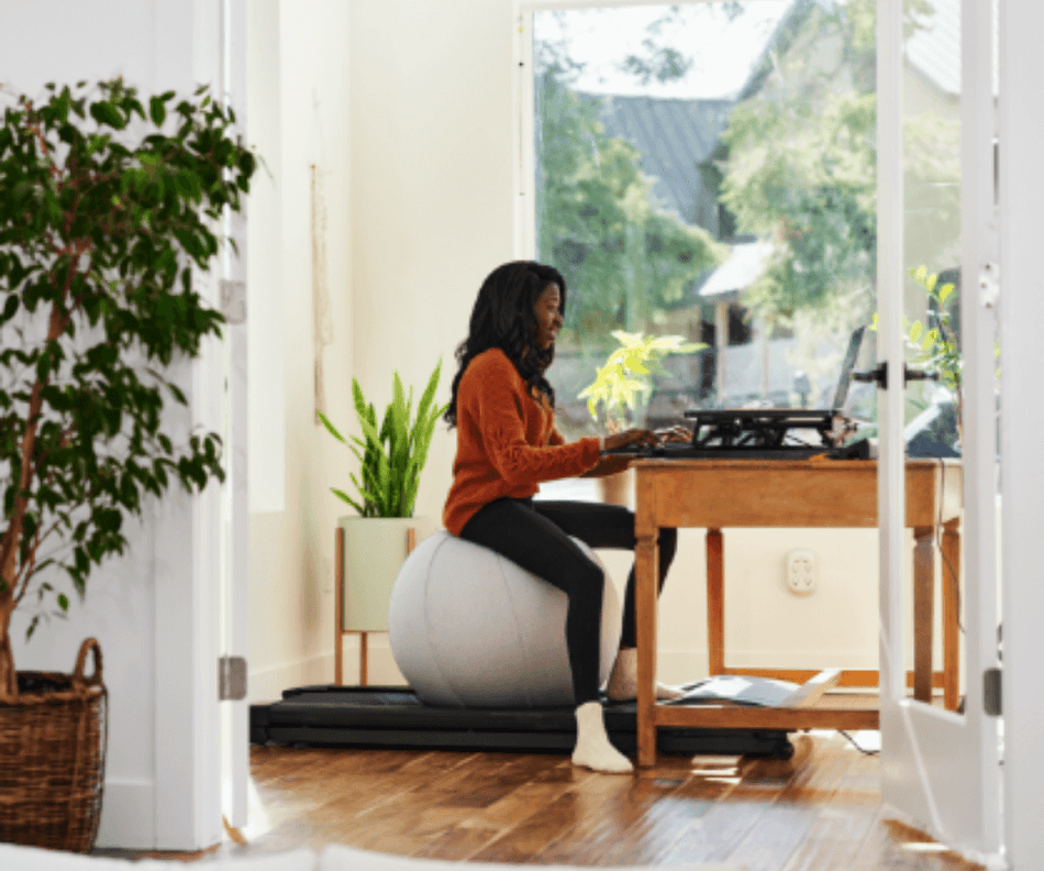 5 Benefits of A Yoga Ball Office Chair – LifeSpanFitness